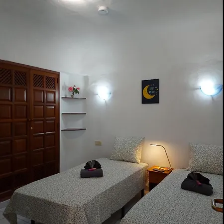 Private 2-bedroom With Terrace In Bahia Feliz
