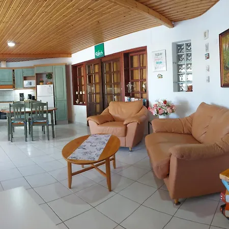 Ferienhaus Private 2-bedroom With Terrace In Bahia Feliz